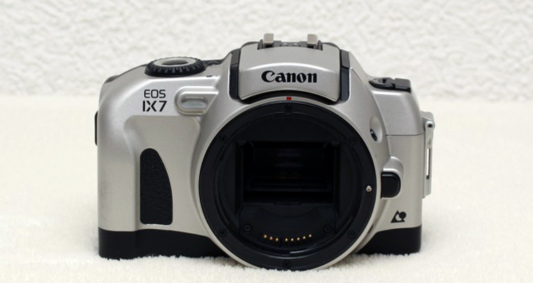 Front view of the Canon EOS IX 7 (APS)