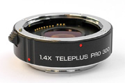 Kenko Teleplus Pro 300 AF 1.4x for Canon EOS Side View